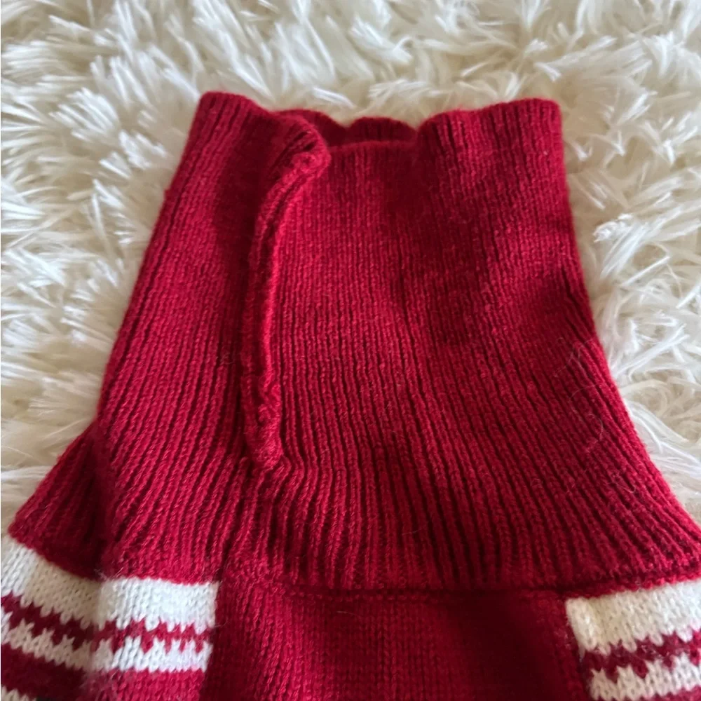 Petrage Scandinavian turtleneck sweater size large